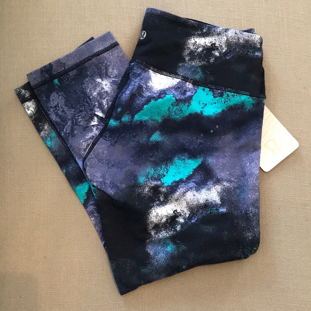 Lululemon Wunder Under Crops